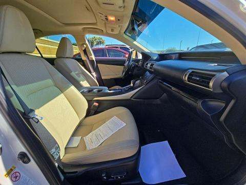 2016 Lexus IS IS 200t RWD