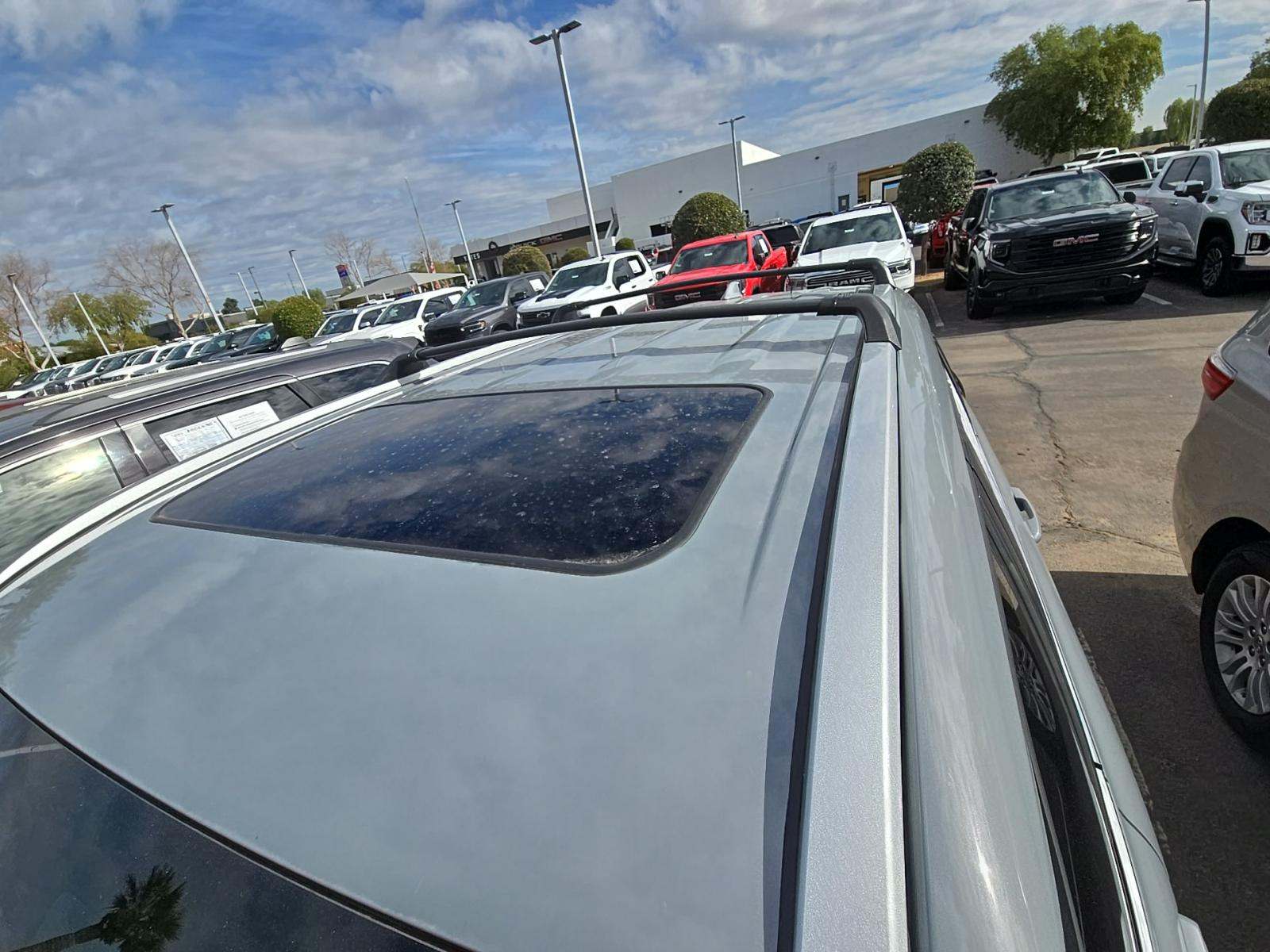 2023 Toyota Highlander Hybrid Bronze Edition FWD