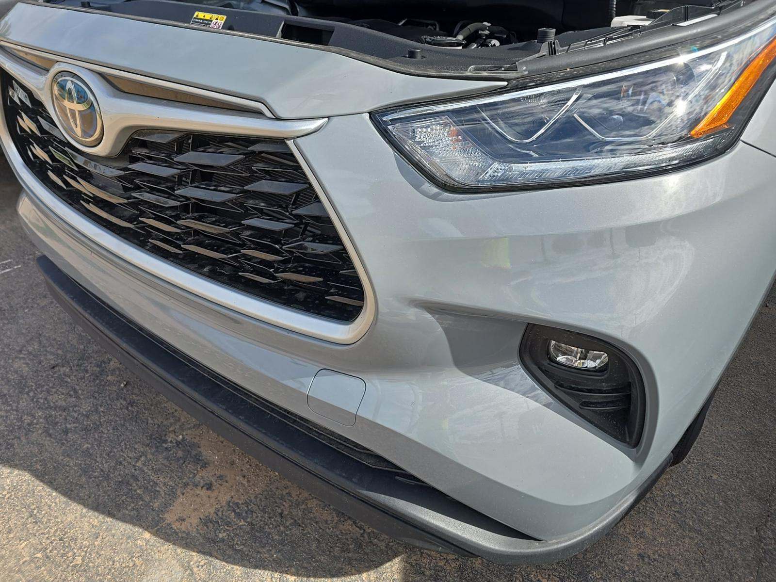 2023 Toyota Highlander Hybrid Bronze Edition FWD