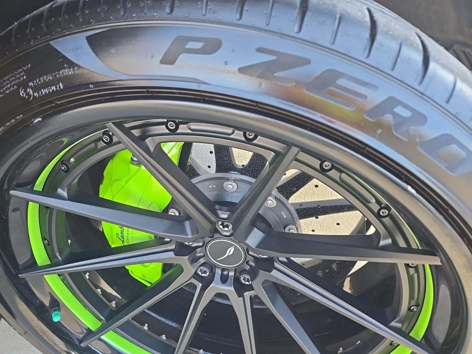 2022 Lamborghini Urus Base AWD