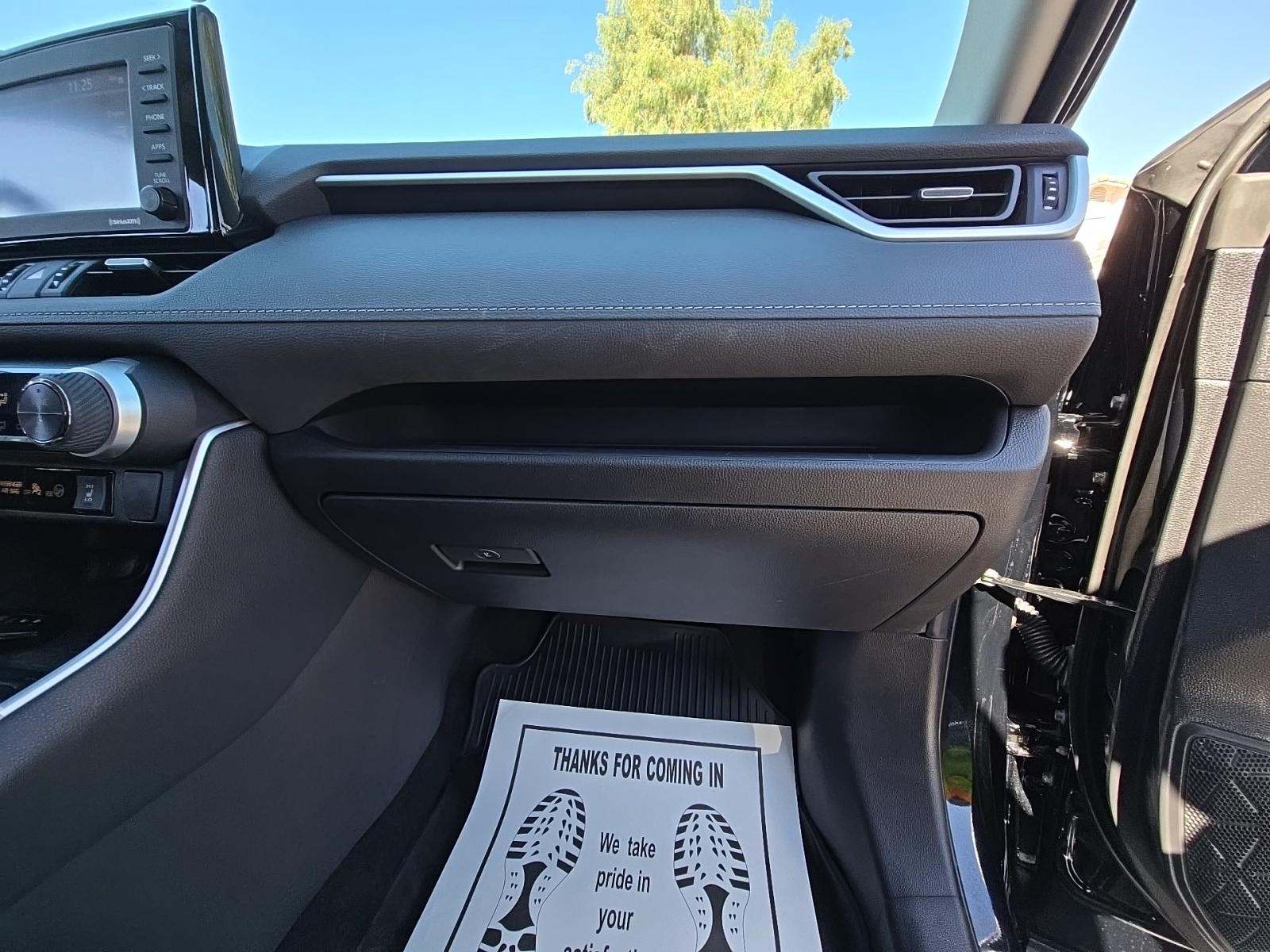 2022 Toyota RAV4 Hybrid XLE Premium AWD