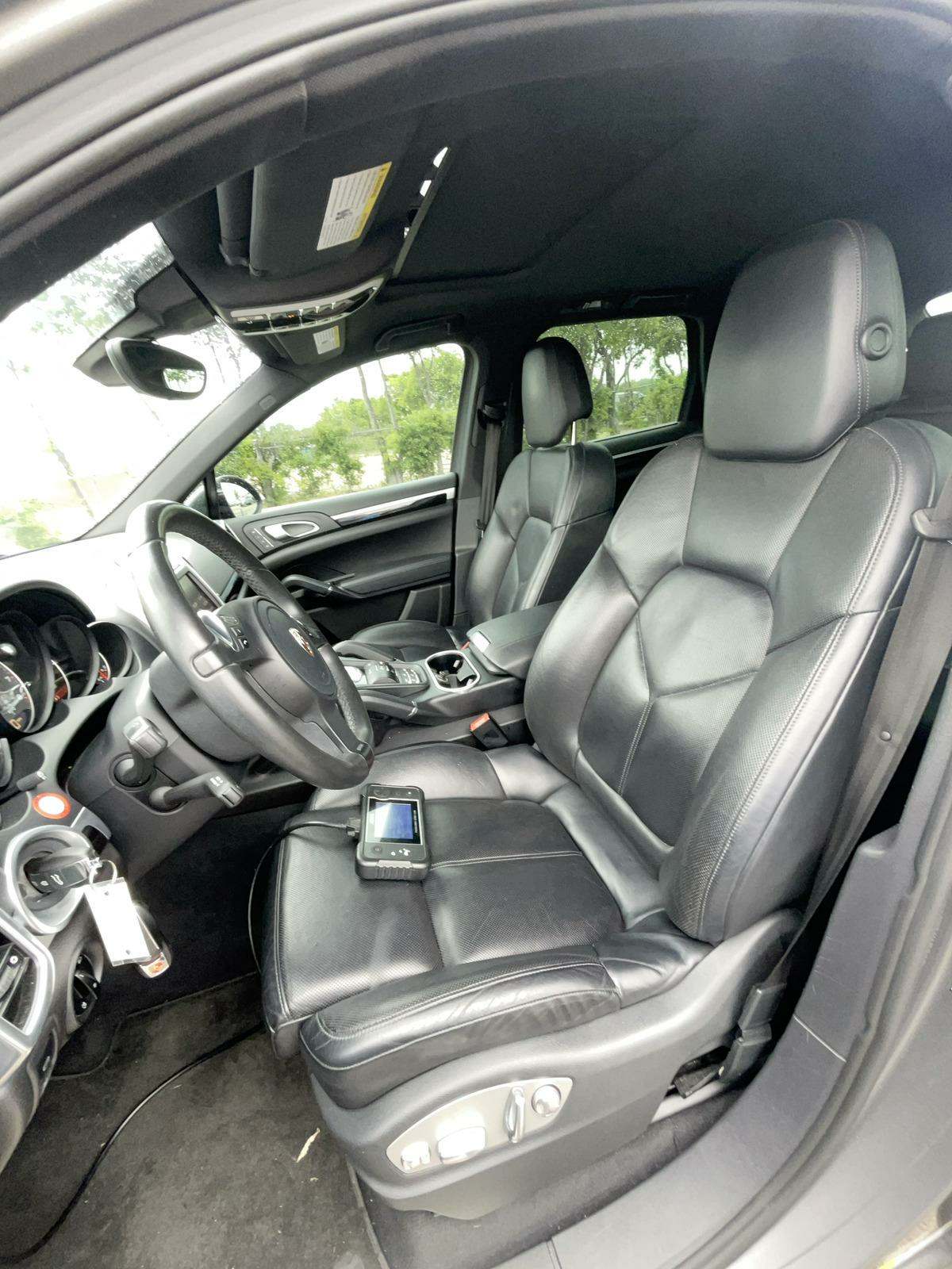 2012 Porsche Cayenne S Hybrid AWD