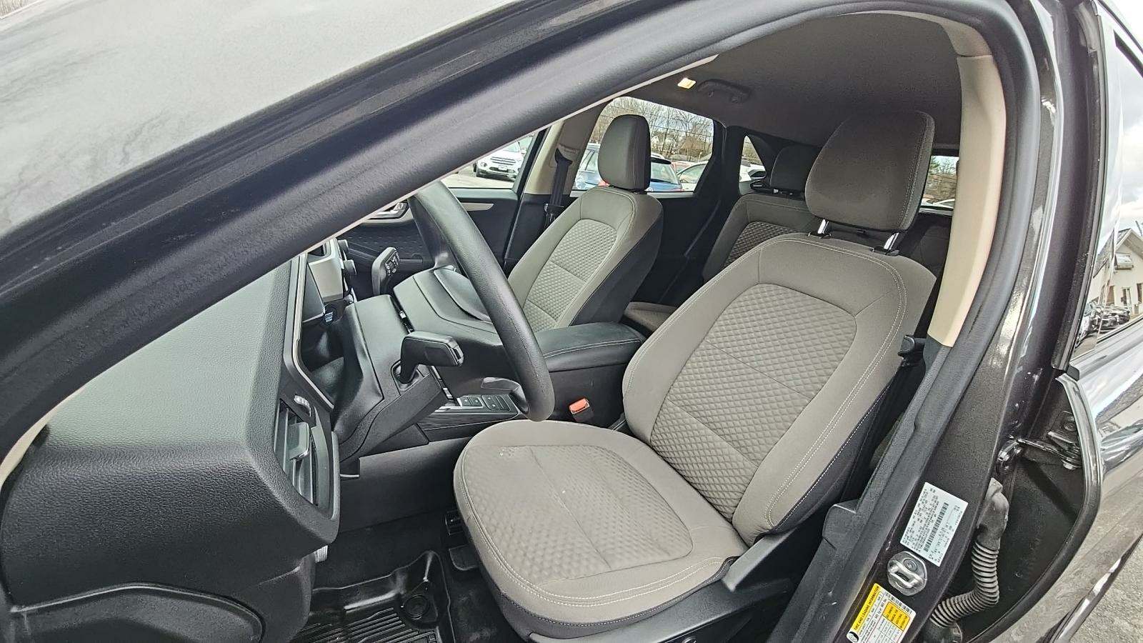 2020 Ford Escape SE AWD
