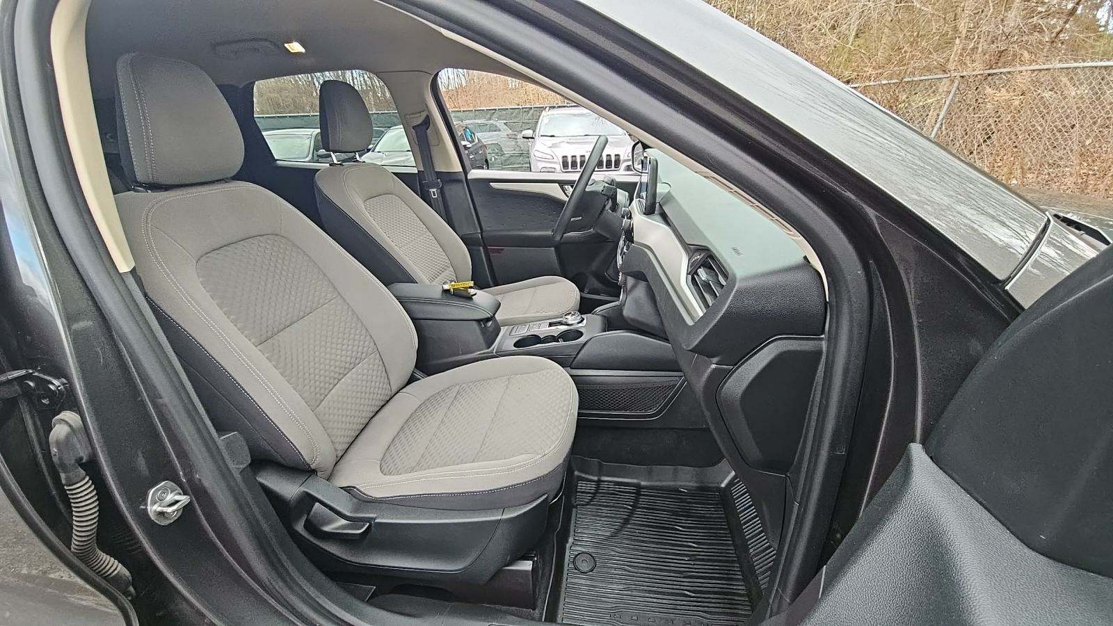 2020 Ford Escape SE AWD