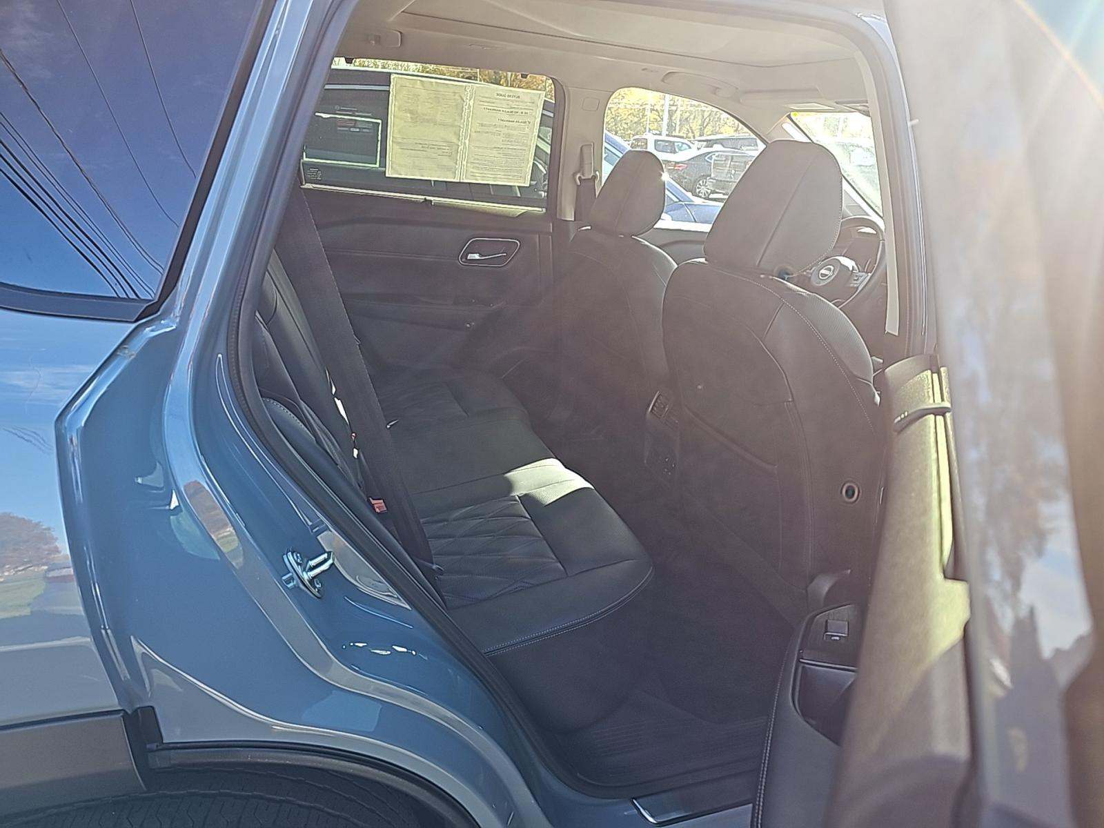 2023 Nissan Rogue Platinum AWD