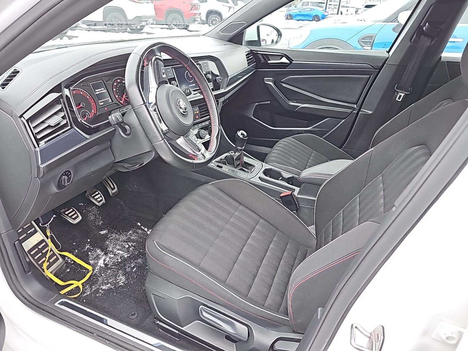 2019 Volkswagen Jetta 2.0T GLI S FWD