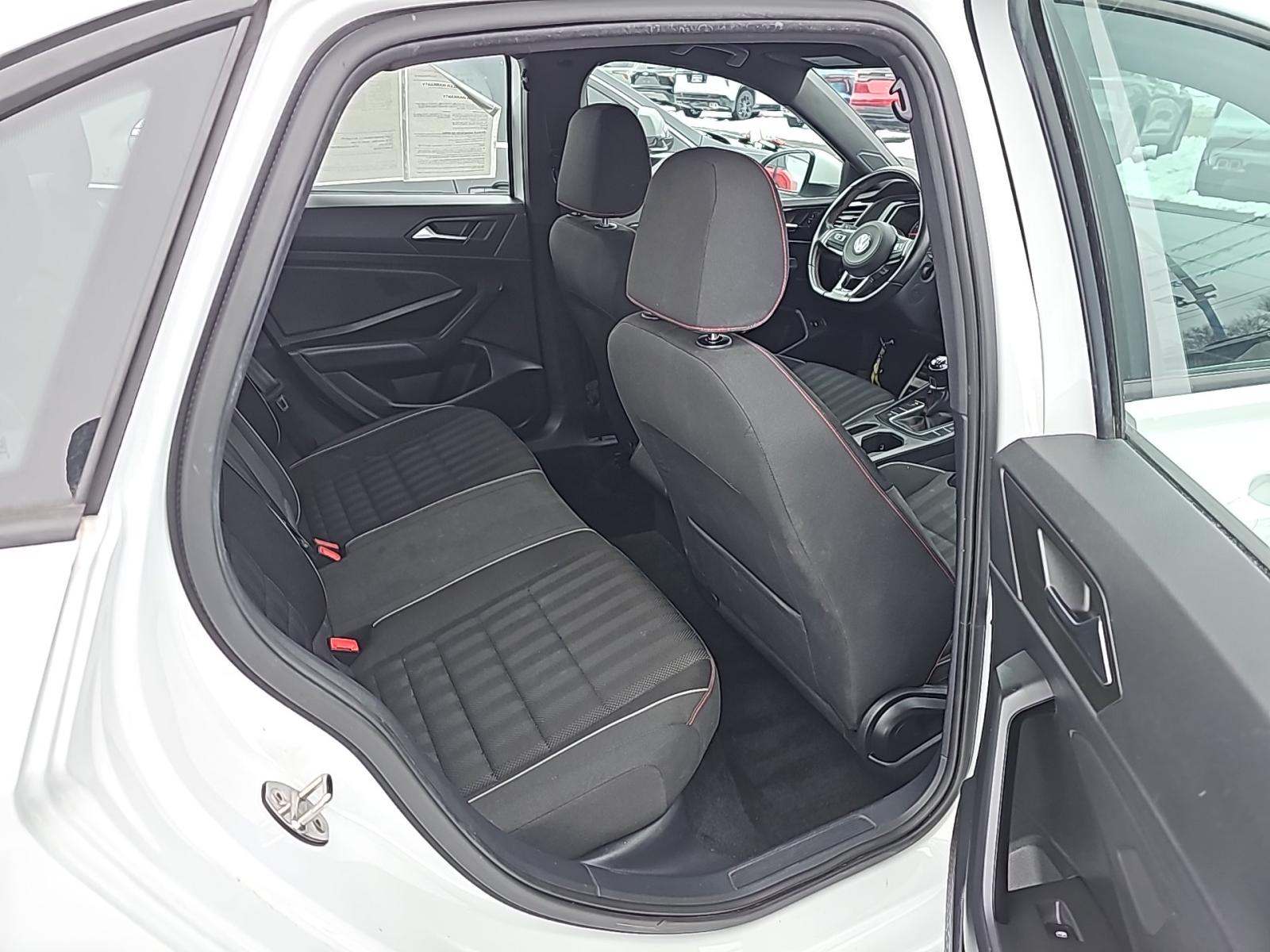 2019 Volkswagen Jetta 2.0T GLI S FWD