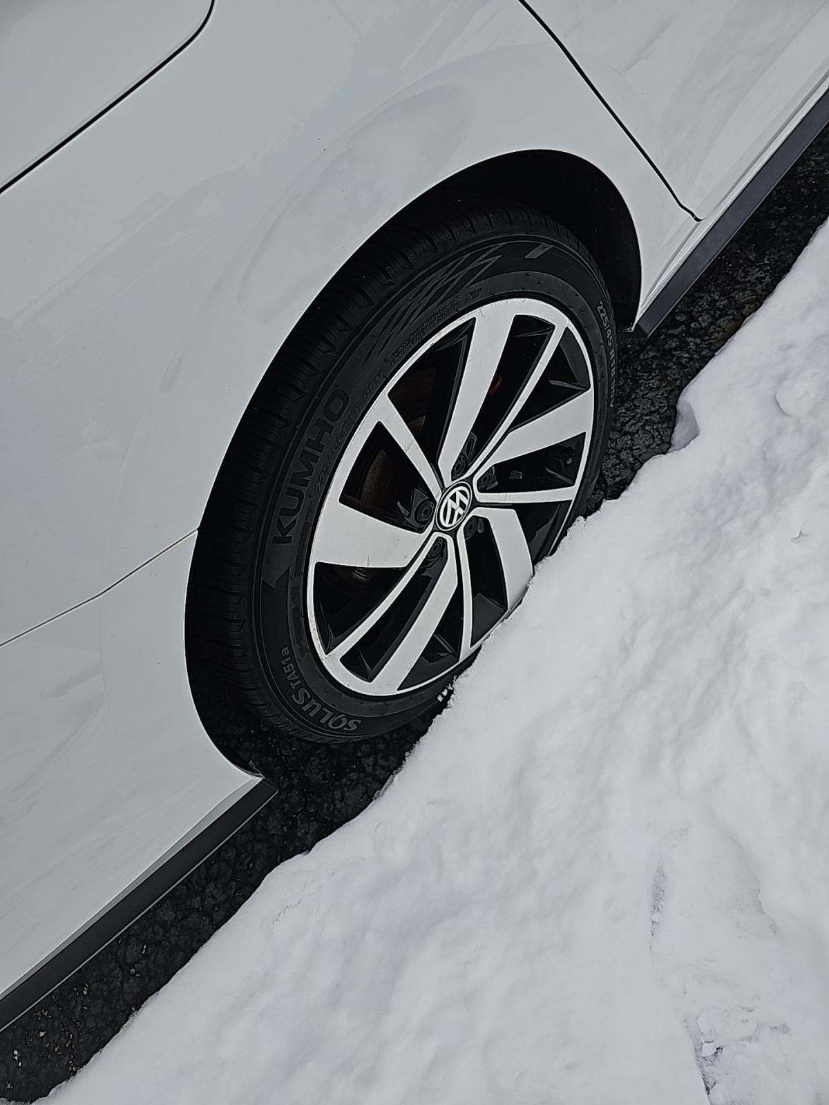 2019 Volkswagen Jetta 2.0T GLI S FWD