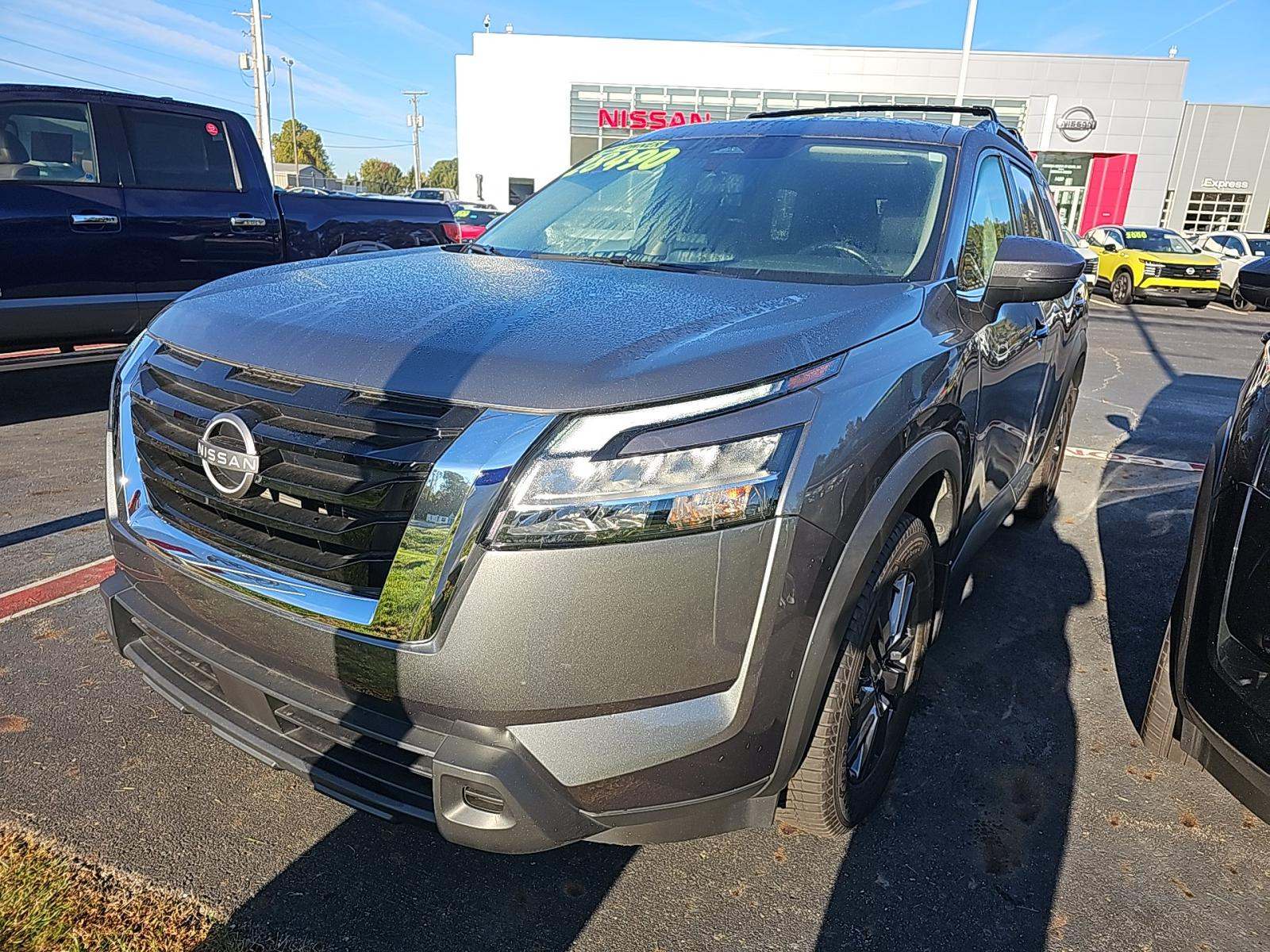 2022 Nissan Pathfinder SV AWD