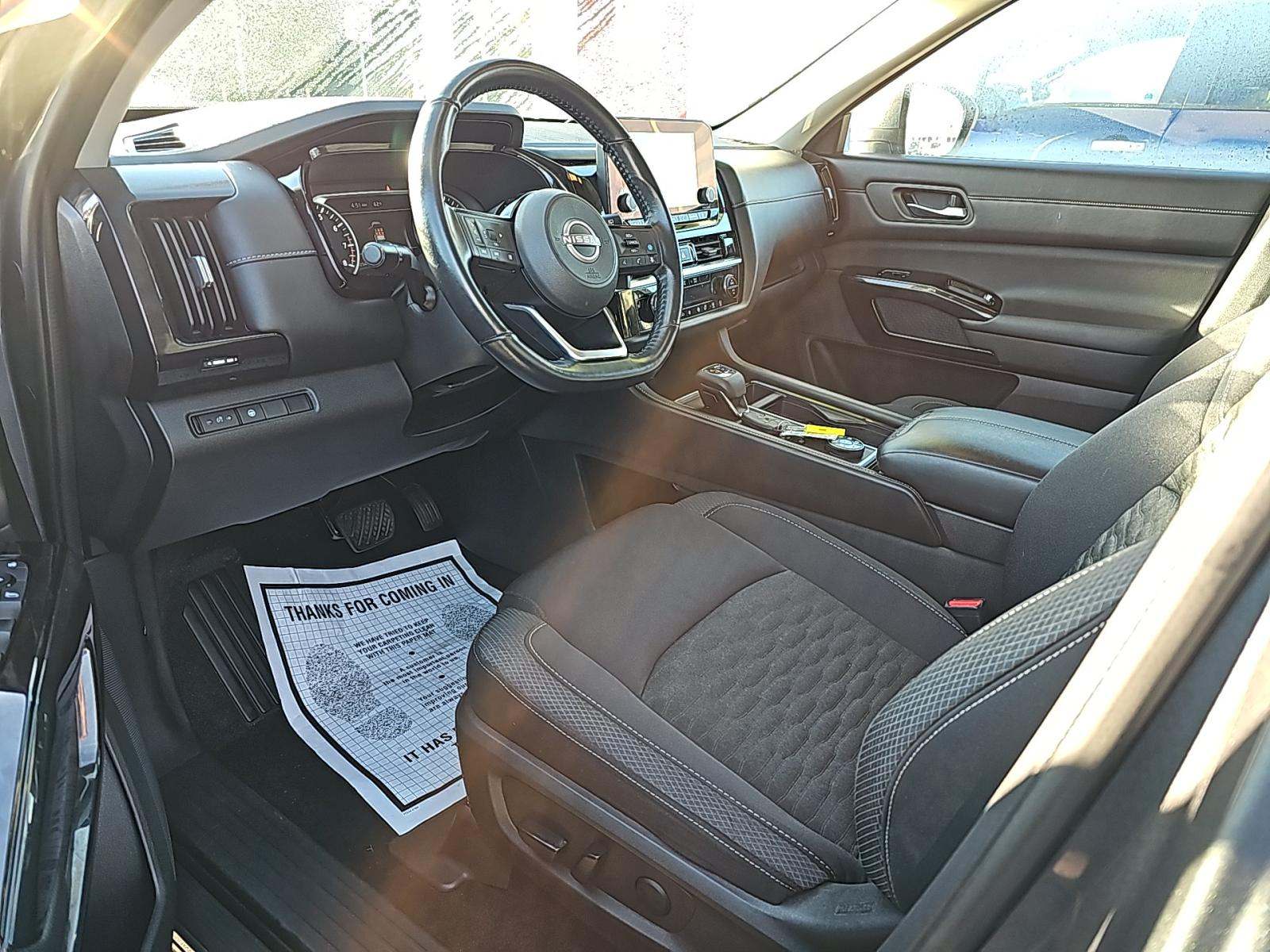 2022 Nissan Pathfinder SV AWD