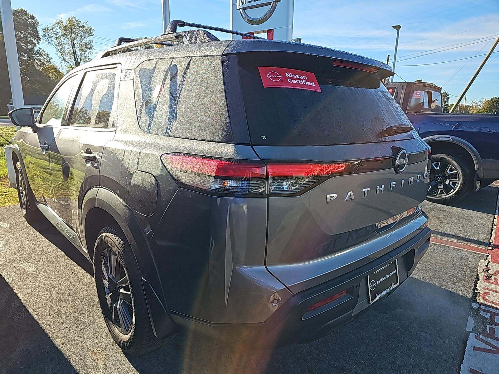 2022 Nissan Pathfinder SV AWD