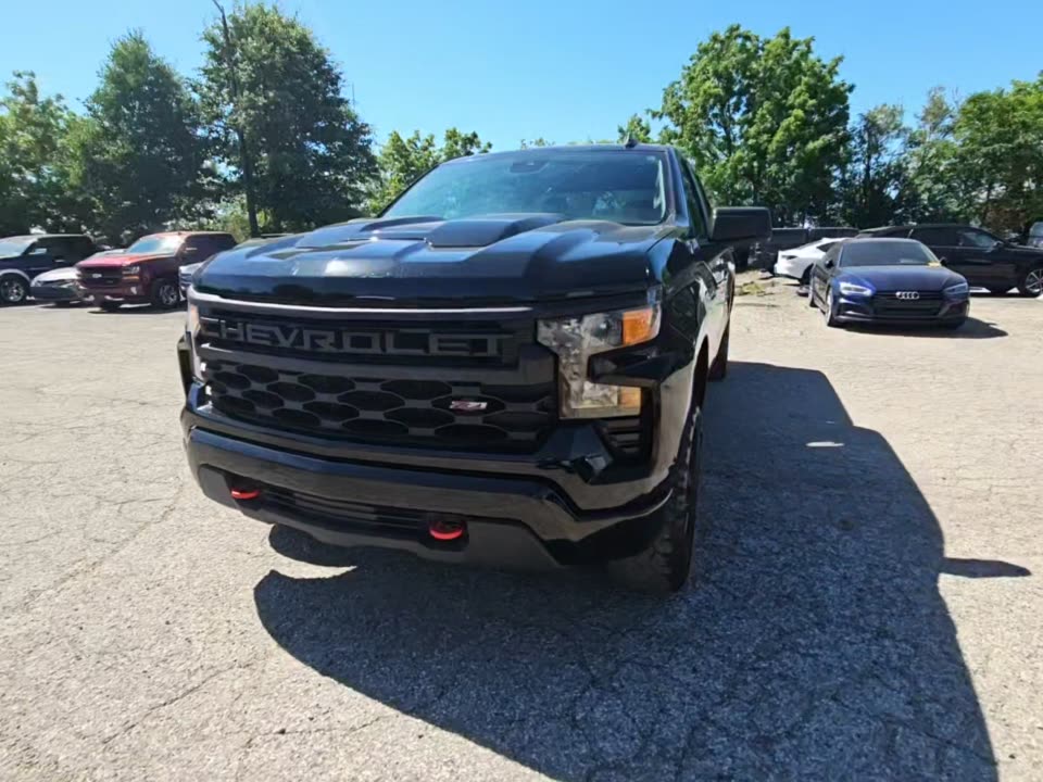 2022 Chevrolet Silverado 1500 Custom Trail Boss AWD
