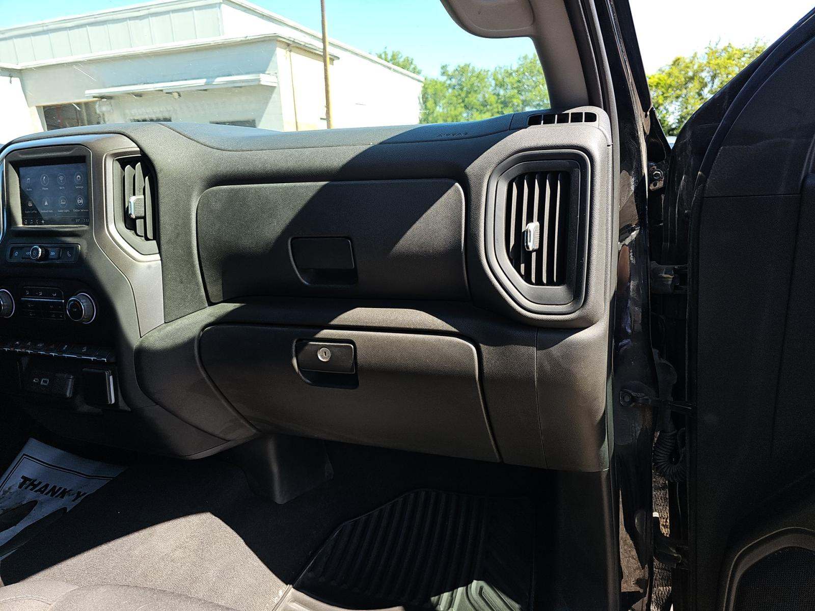 2022 Chevrolet Silverado 1500 Custom Trail Boss AWD