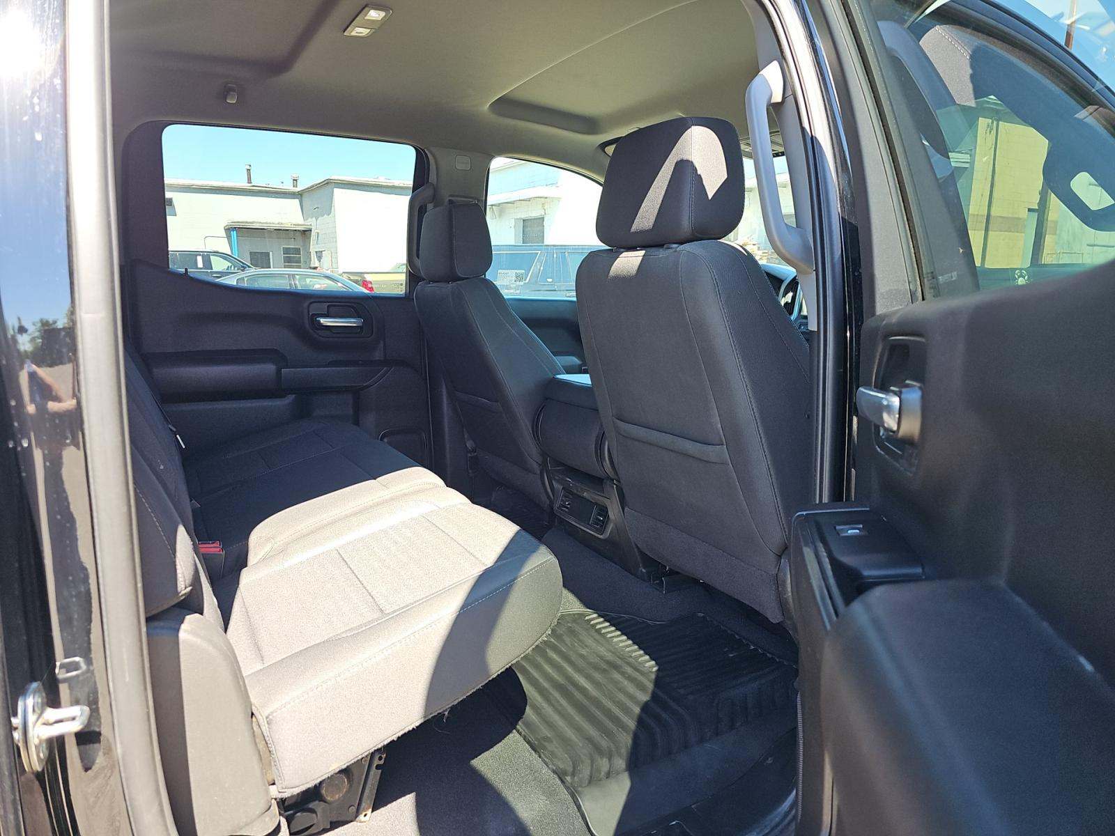 2022 Chevrolet Silverado 1500 Custom Trail Boss AWD