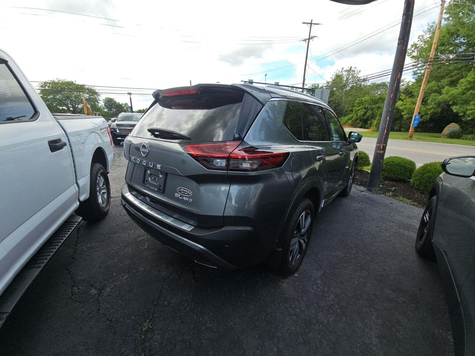 2023 Nissan Rogue SL AWD