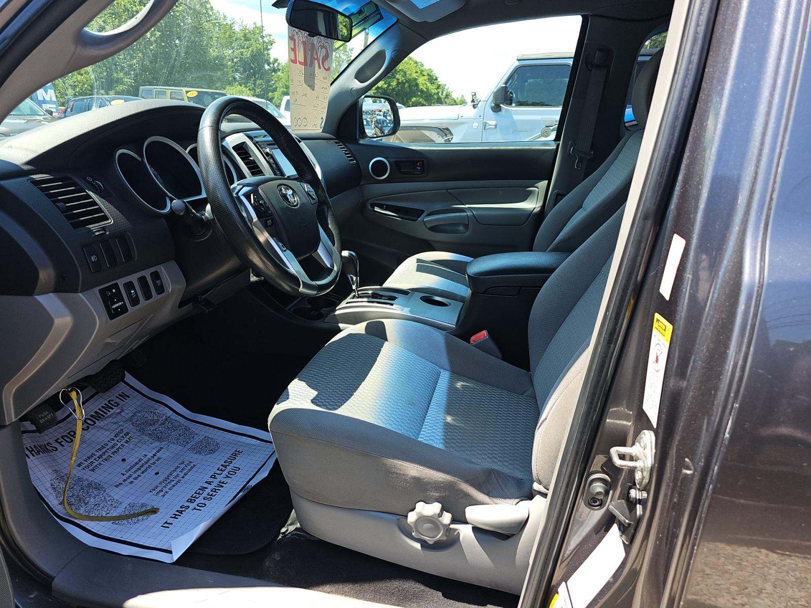 2015 Toyota Tacoma Base AWD