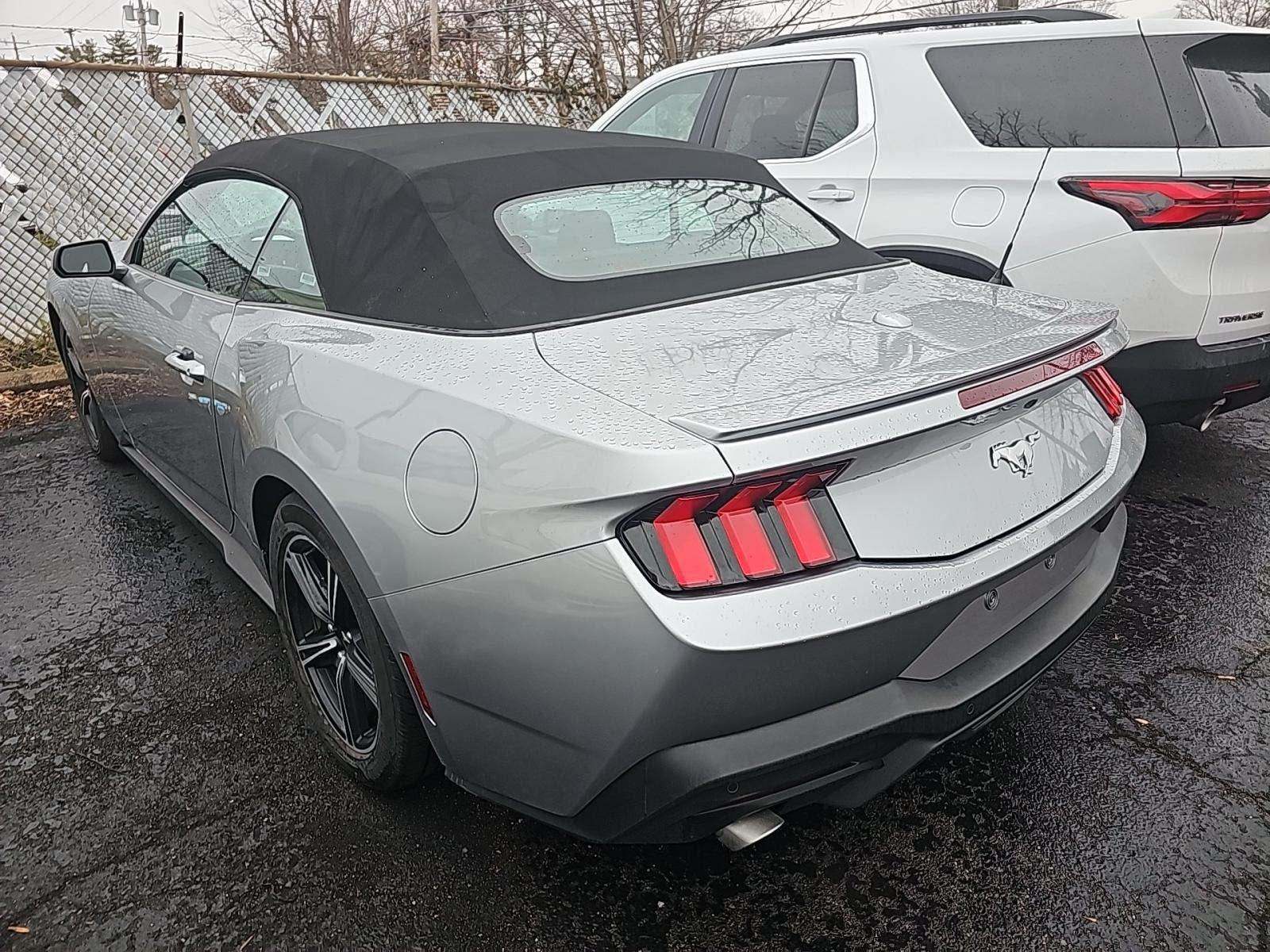 2024 Ford Mustang EcoBoost Premium RWD
