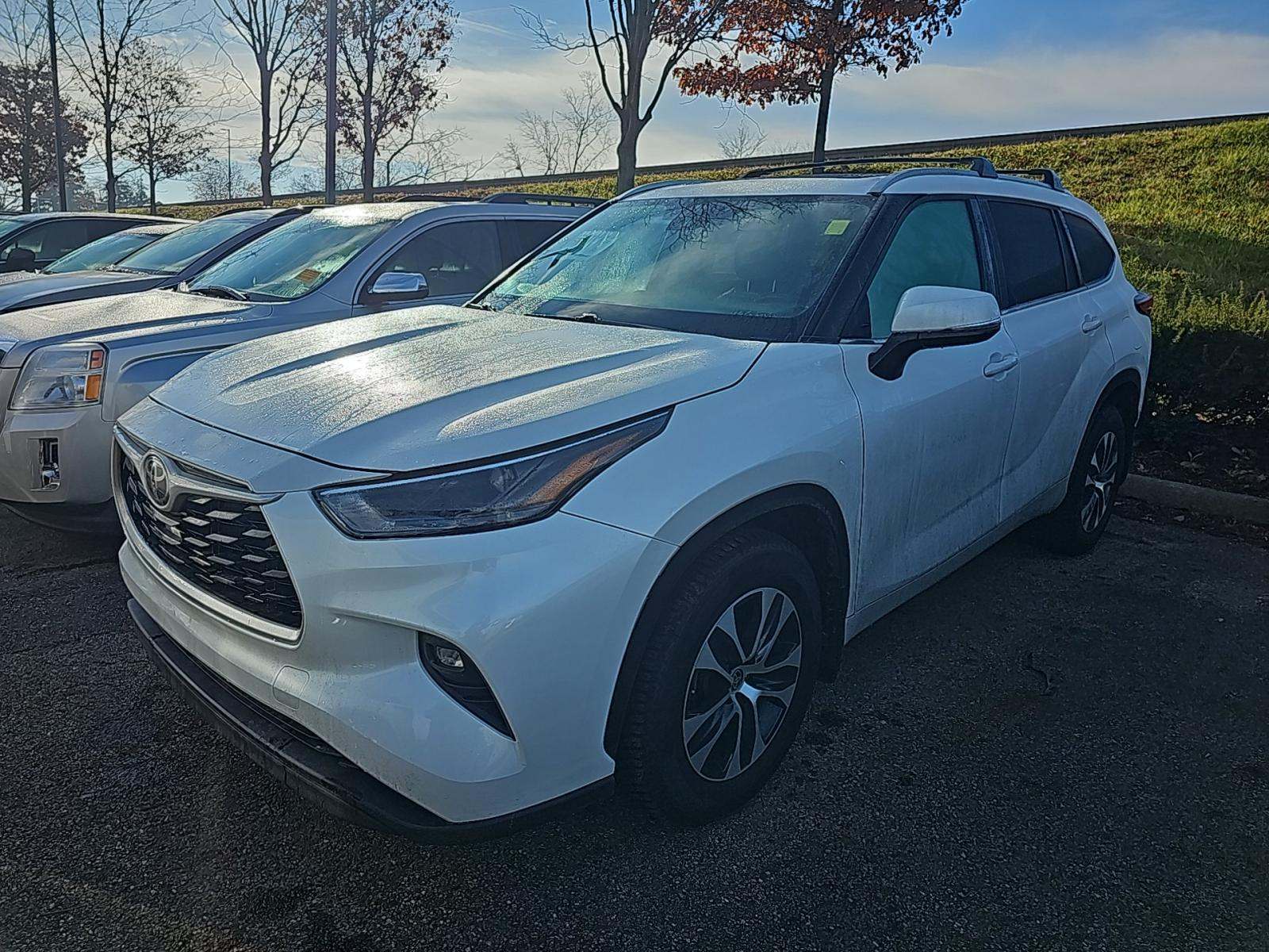 2023 Toyota Highlander XLE FWD