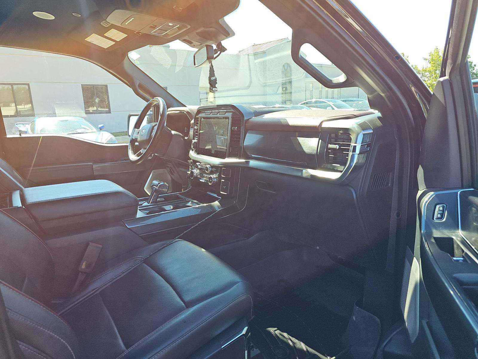 2023 Ford F-150 Lariat AWD