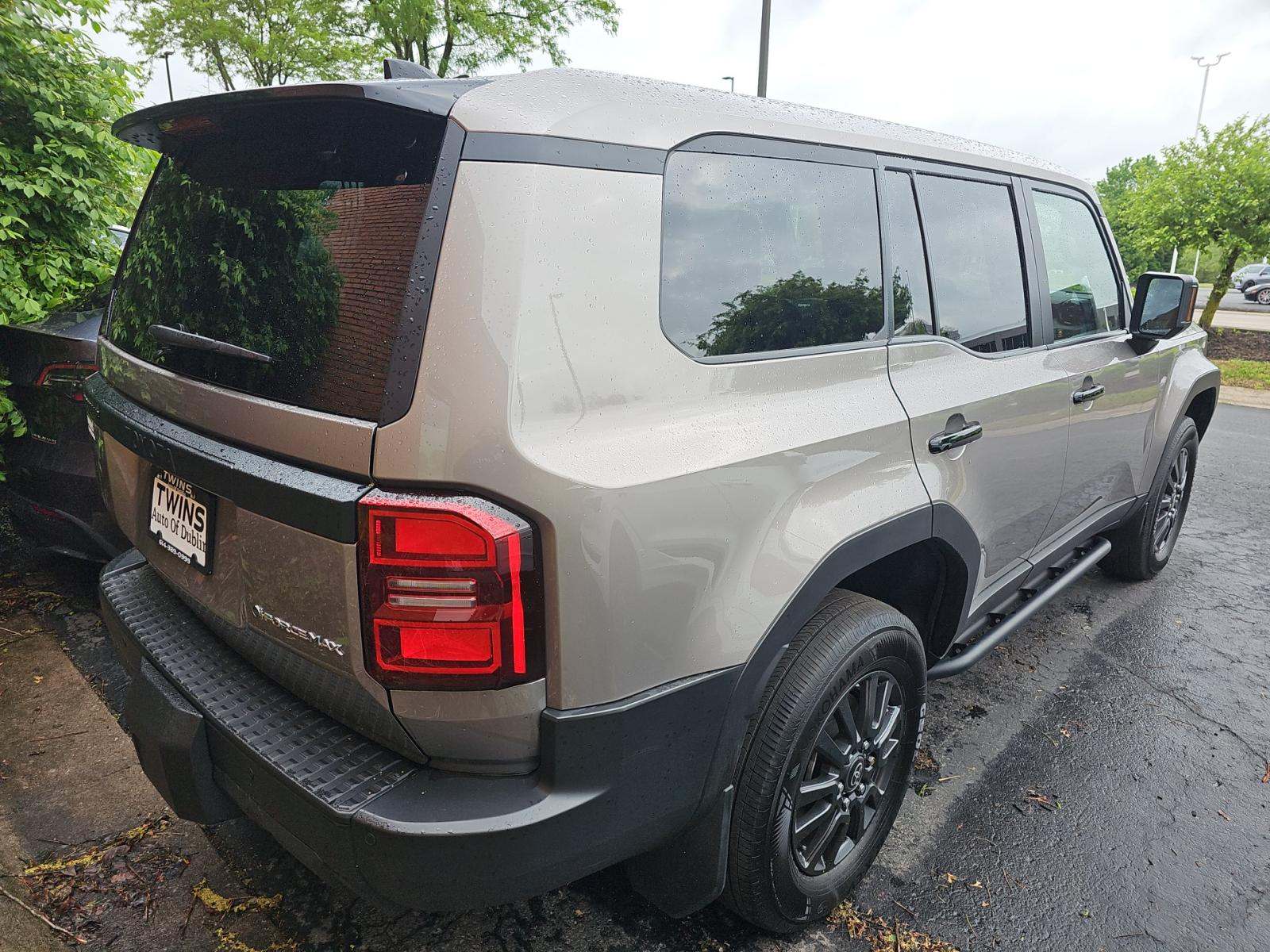 TOYOTA LAND CRUISER - 3