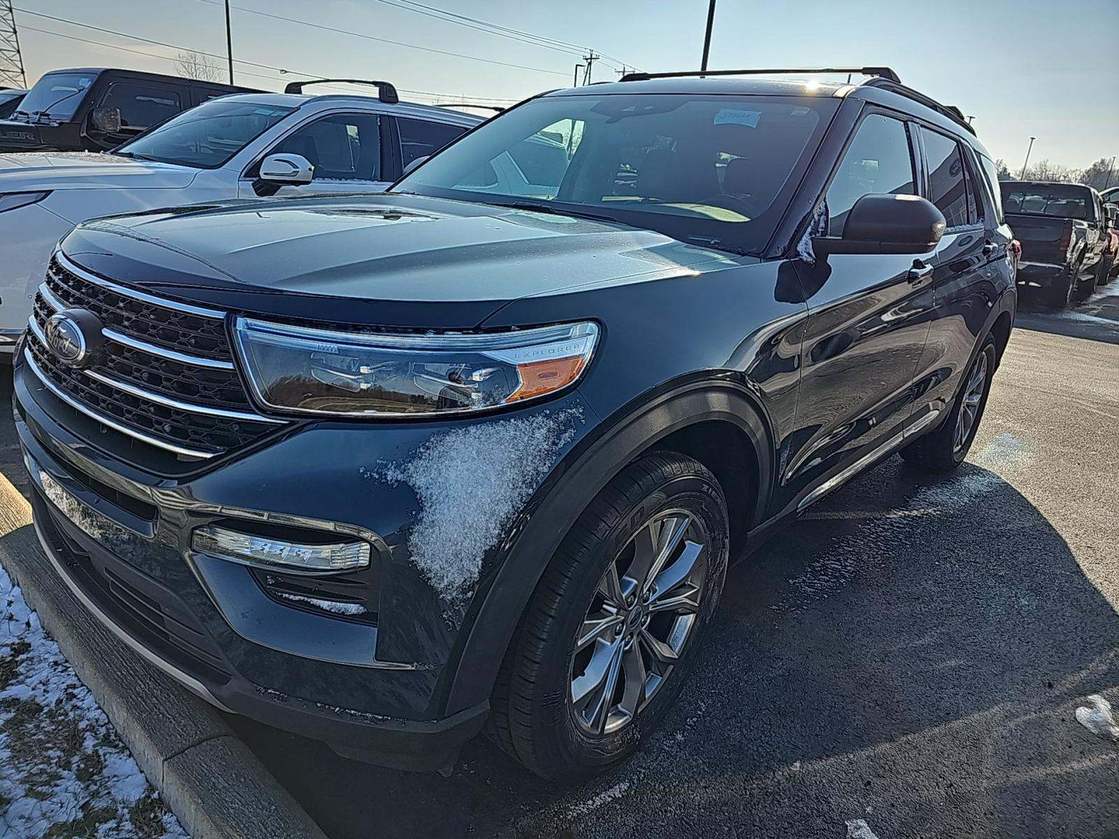 2023 Ford Explorer XLT AWD