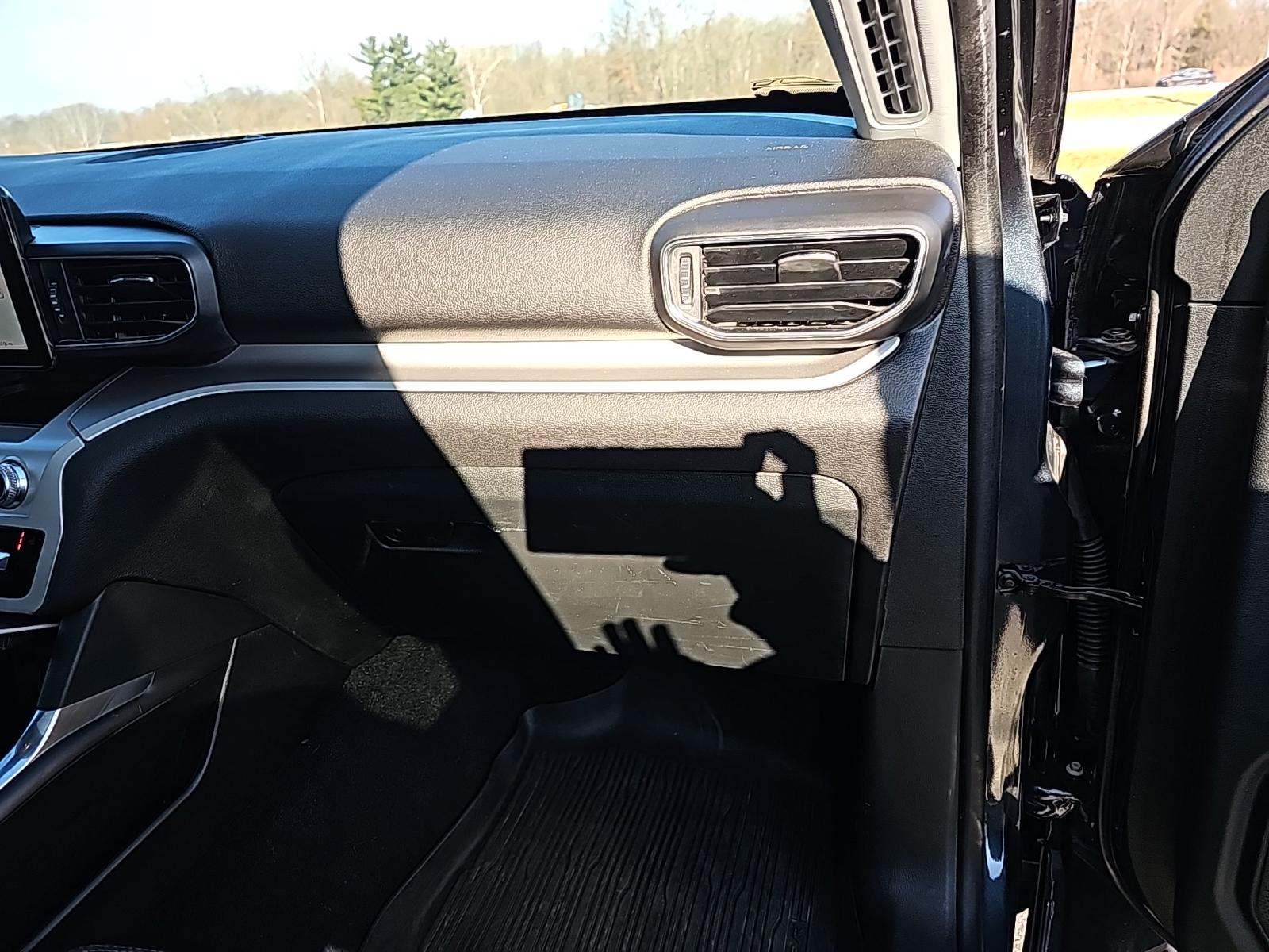 2023 Ford Explorer XLT AWD