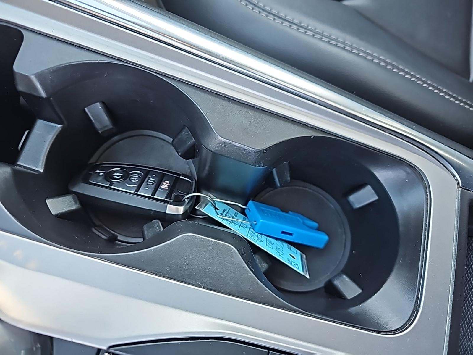 2023 Ford Explorer XLT AWD