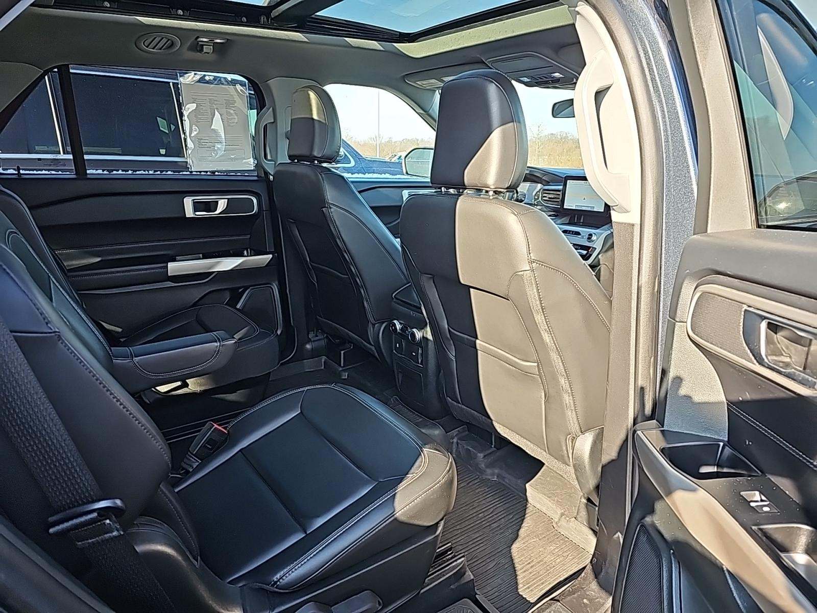 2023 Ford Explorer XLT AWD