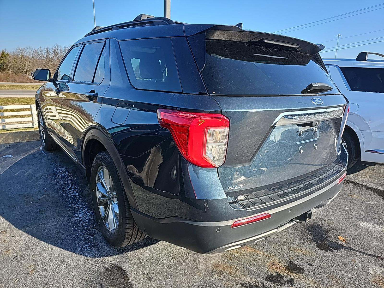 2023 Ford Explorer XLT AWD
