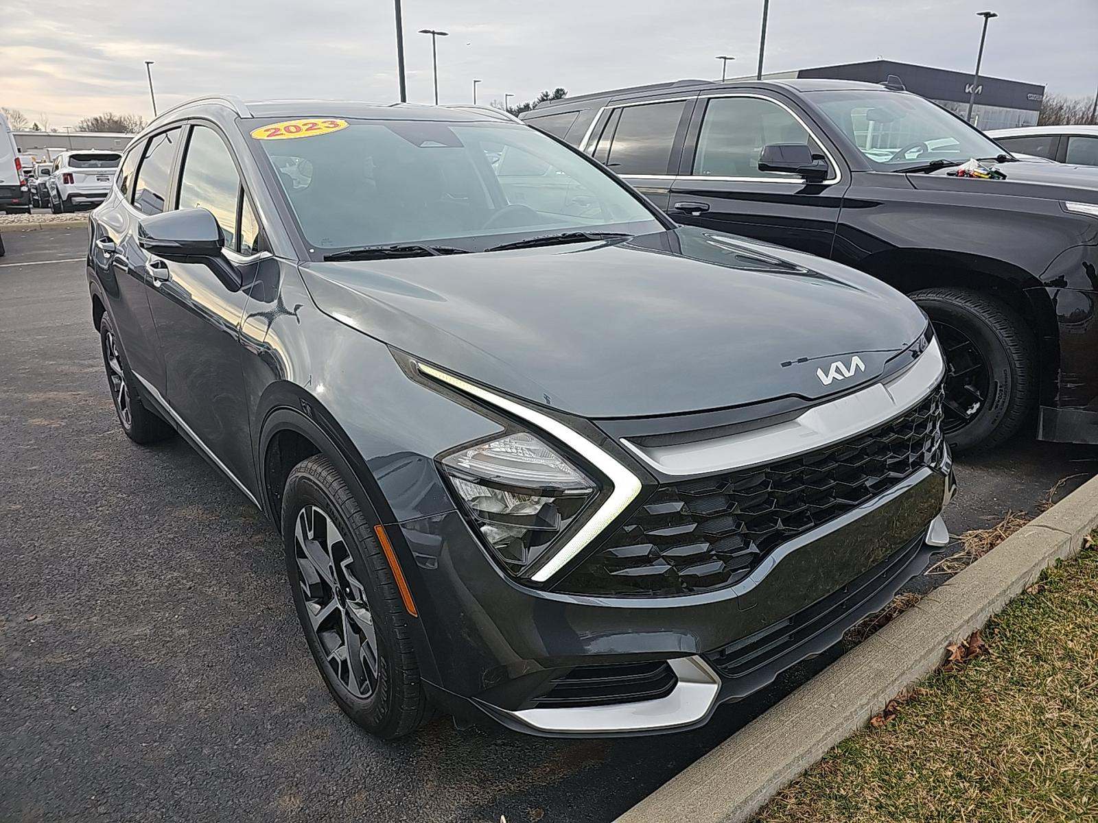 2023 Kia Sportage Hybrid EX AWD