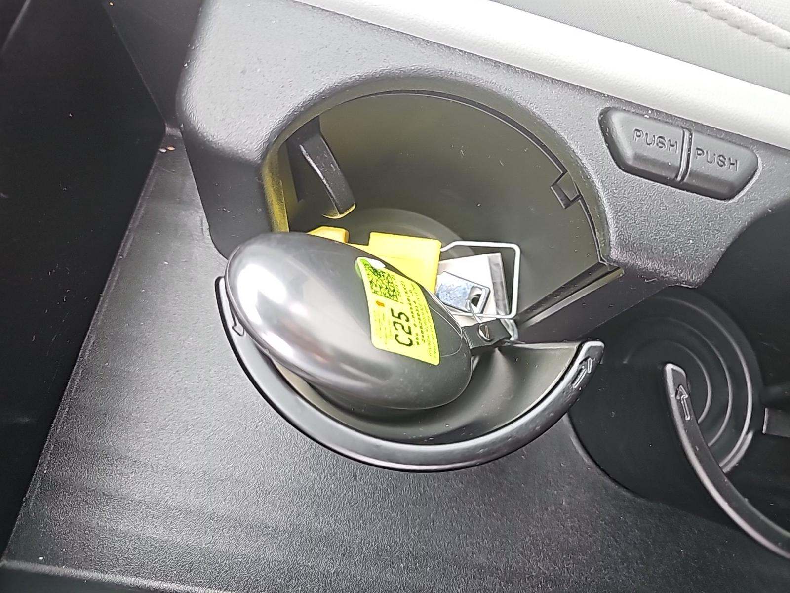 HYUNDAI SEL CONVENIENCE - 8