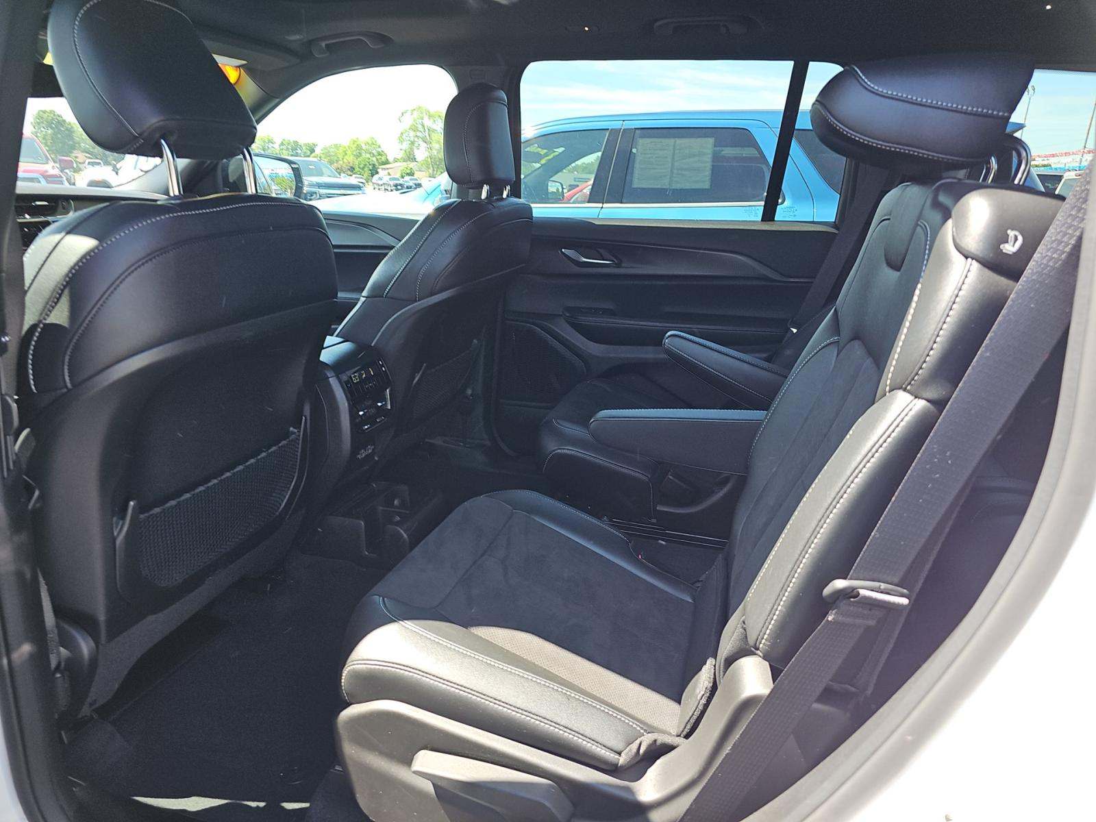 2024 Jeep Grand Cherokee L Altitude X AWD