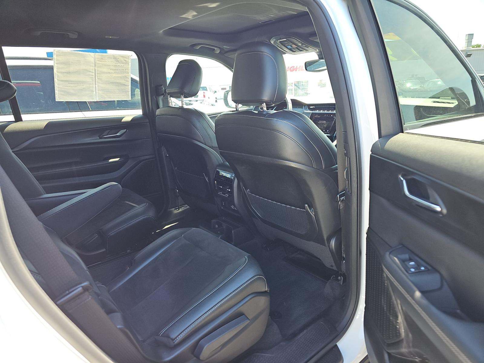 2024 Jeep Grand Cherokee L Altitude X AWD
