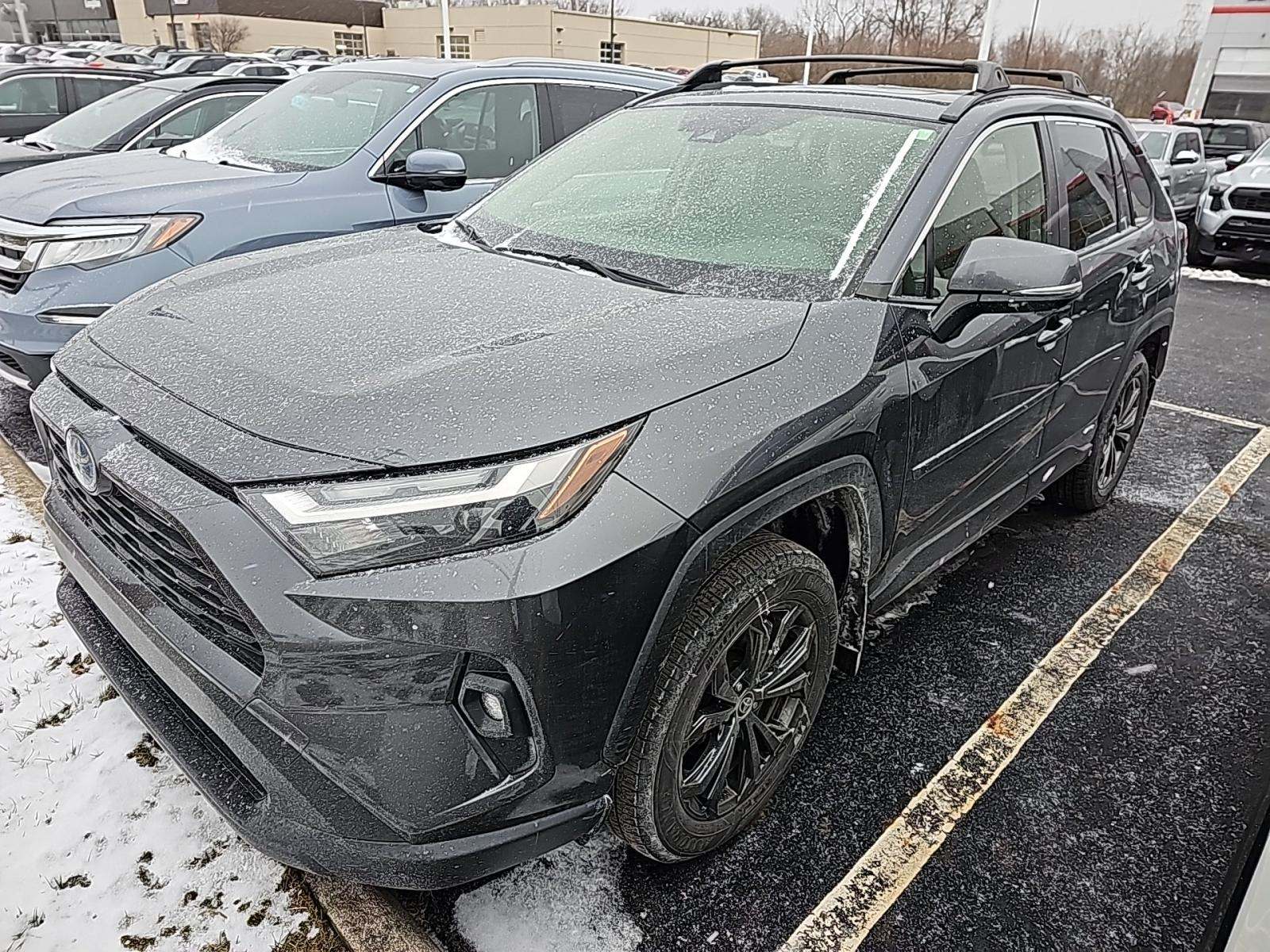 2022 Toyota RAV4 Hybrid XLE Premium AWD