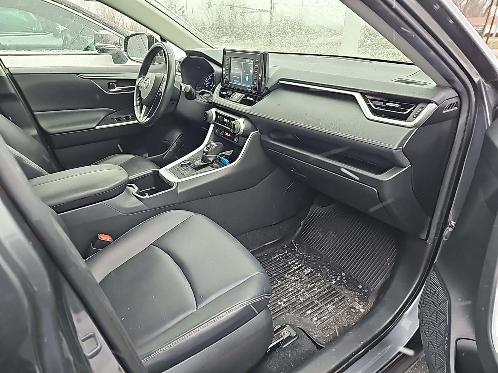 2022 Toyota RAV4 Hybrid XLE Premium AWD