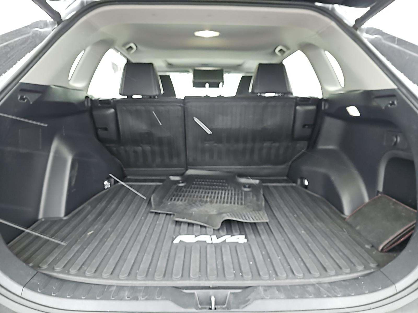 2022 Toyota RAV4 Hybrid XLE Premium AWD