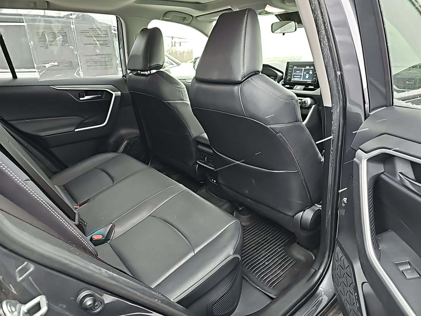 2022 Toyota RAV4 Hybrid XLE Premium AWD