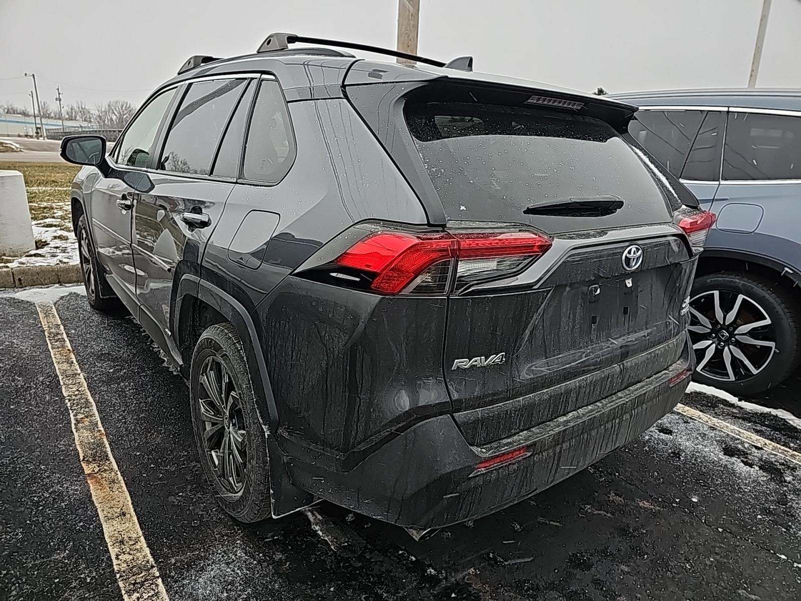2022 Toyota RAV4 Hybrid XLE Premium AWD