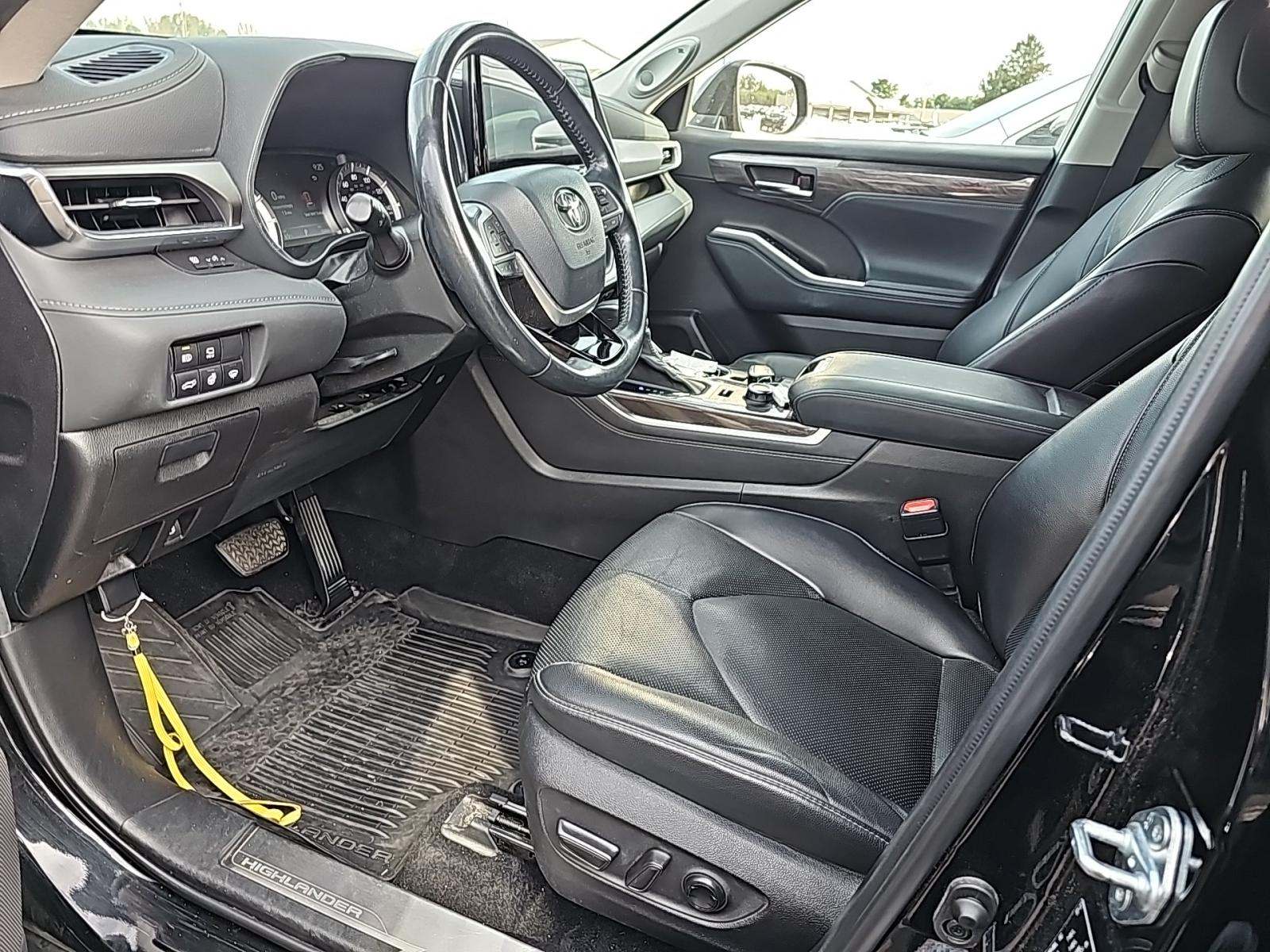 2022 Toyota Highlander Platinum AWD