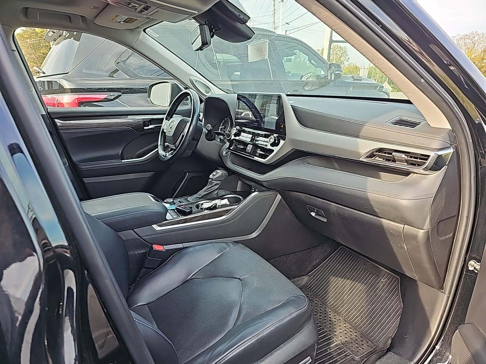 2022 Toyota Highlander Platinum AWD