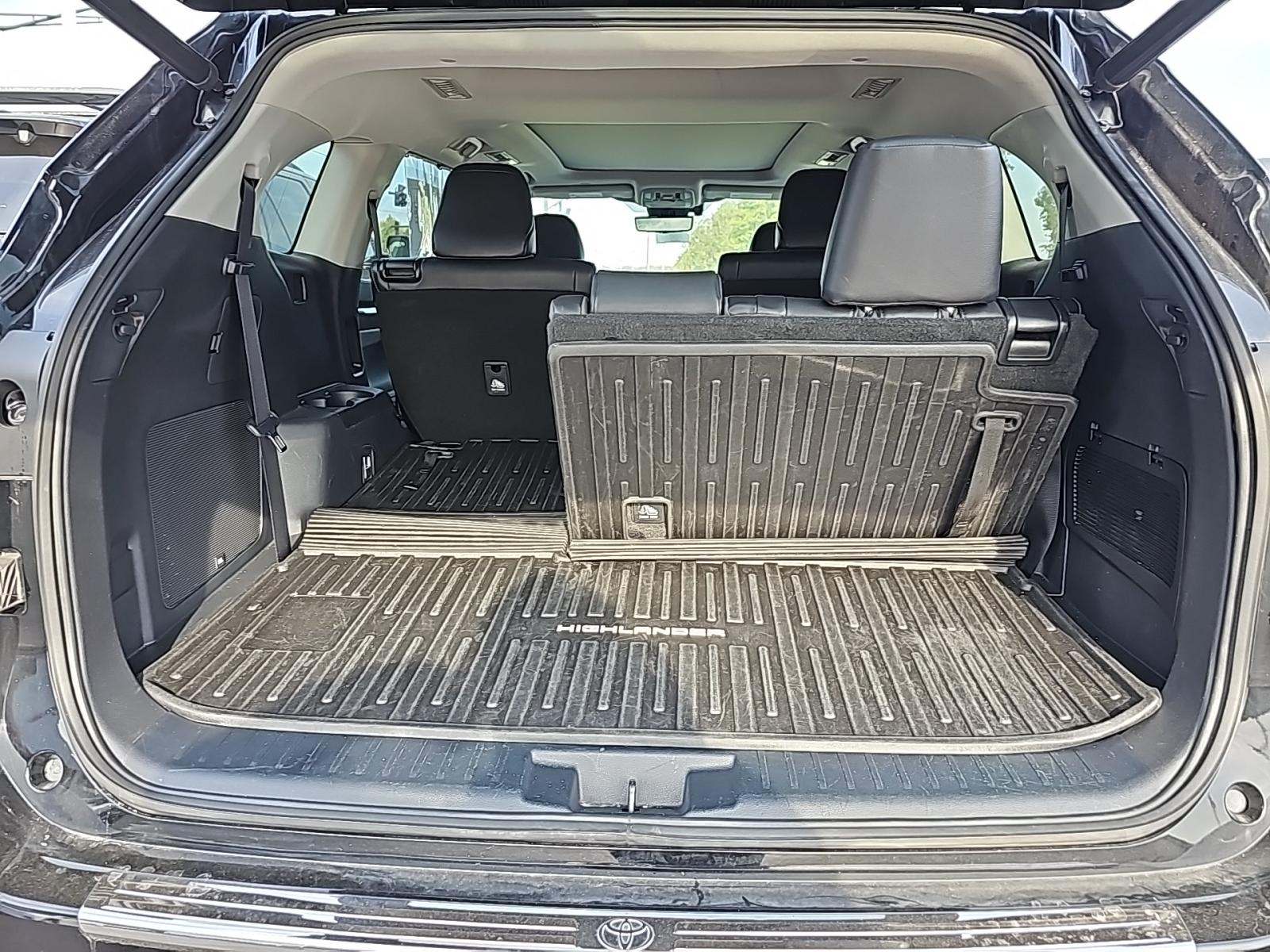 2022 Toyota Highlander Platinum AWD