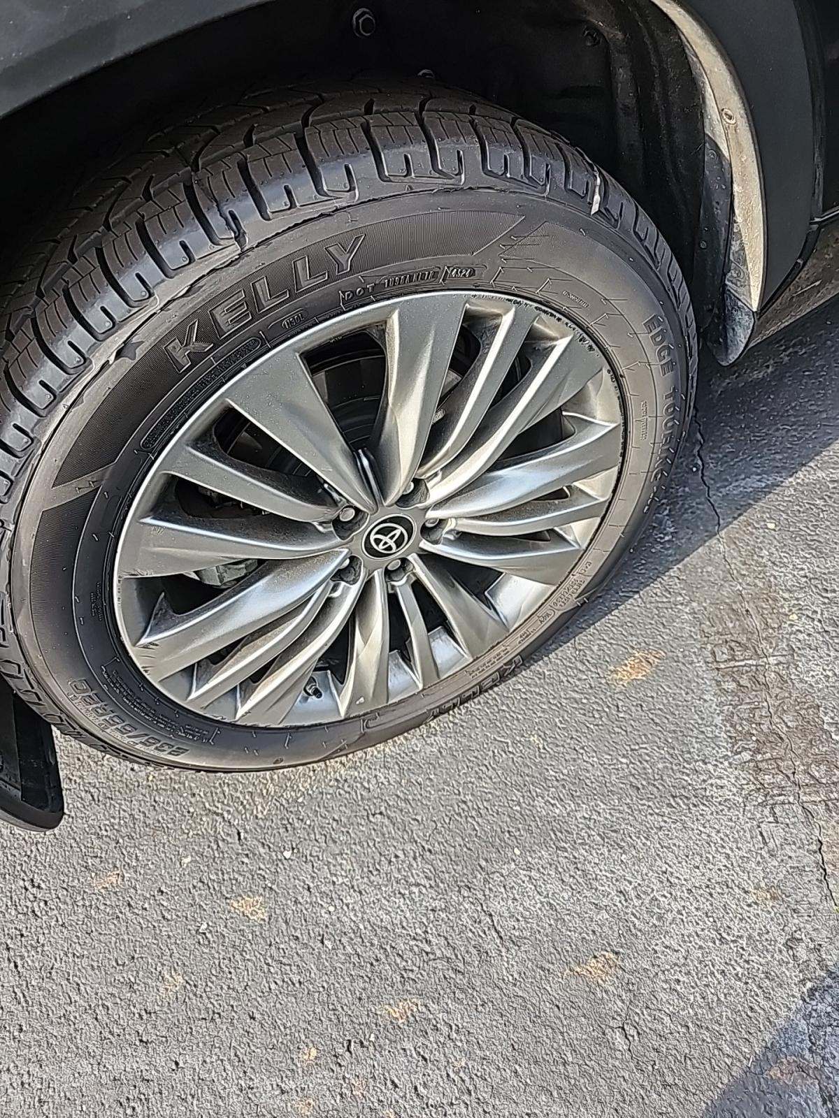 2022 Toyota Highlander Platinum AWD