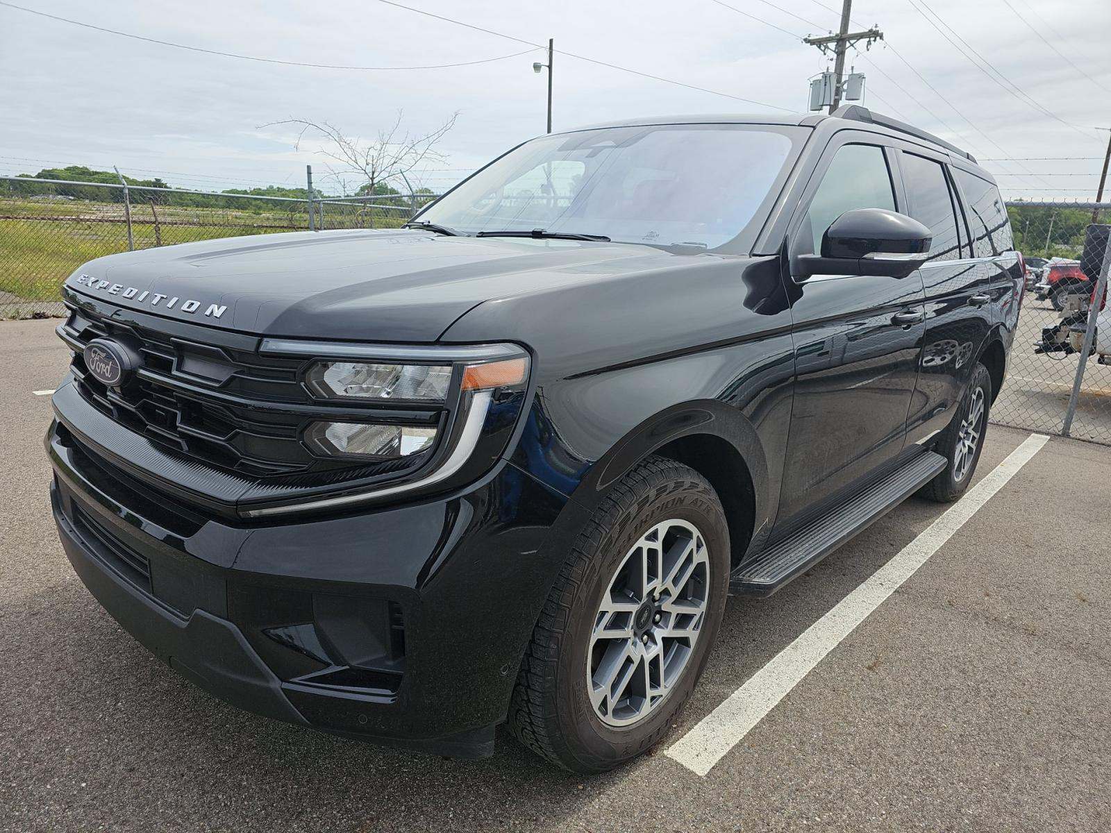 FORD EXPEDITION - 1