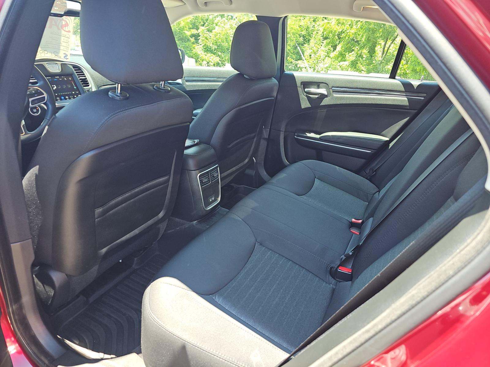 2018 Chrysler 300 Touring AWD