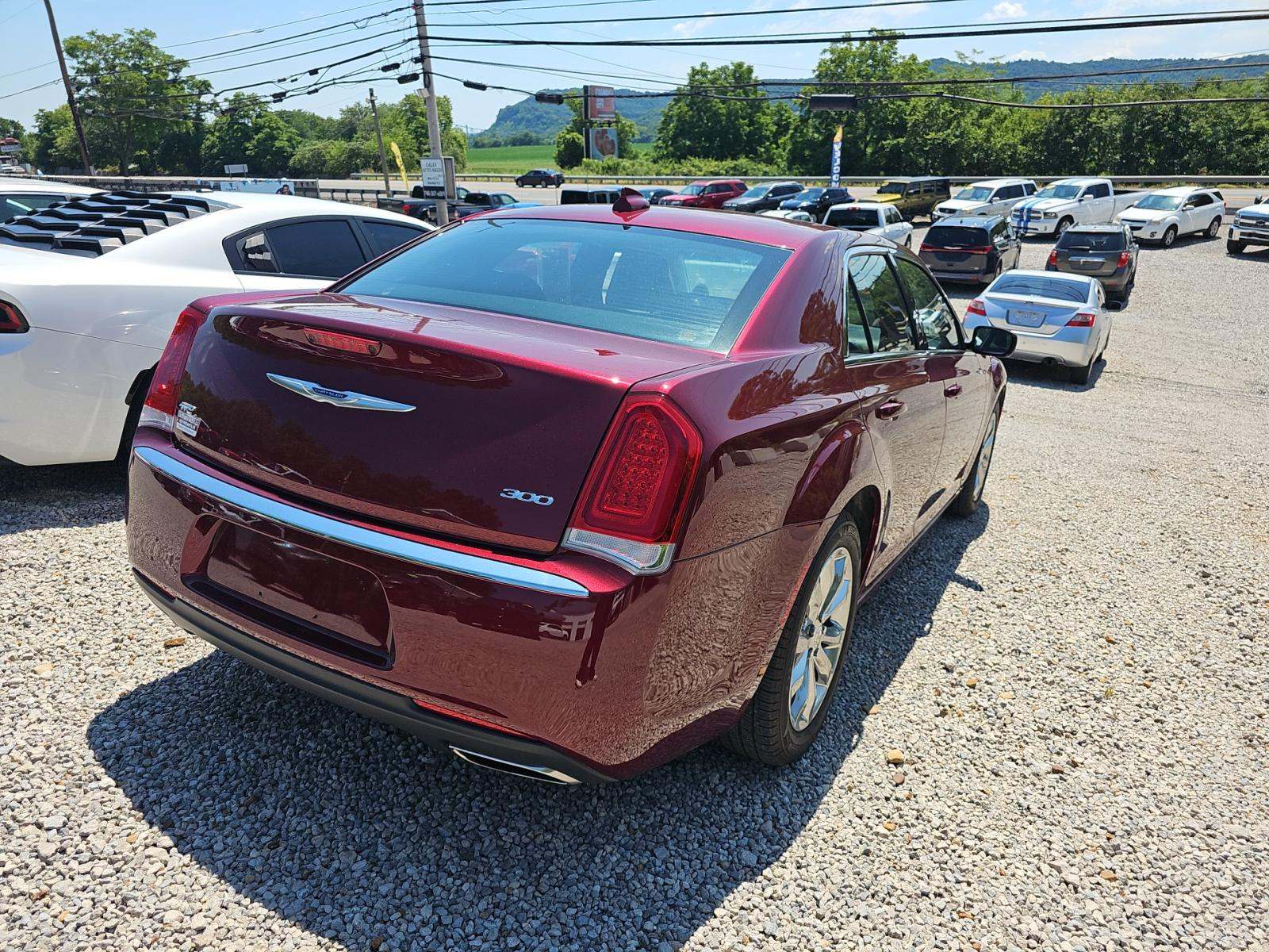 2018 Chrysler 300 Touring AWD