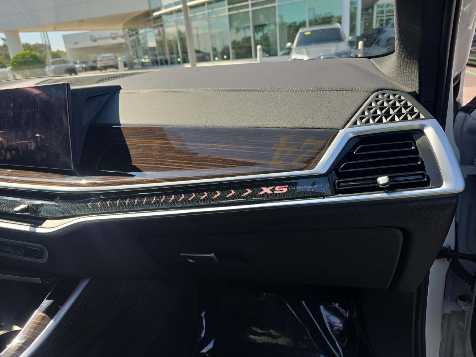 2024 BMW X5 xDrive40i AWD