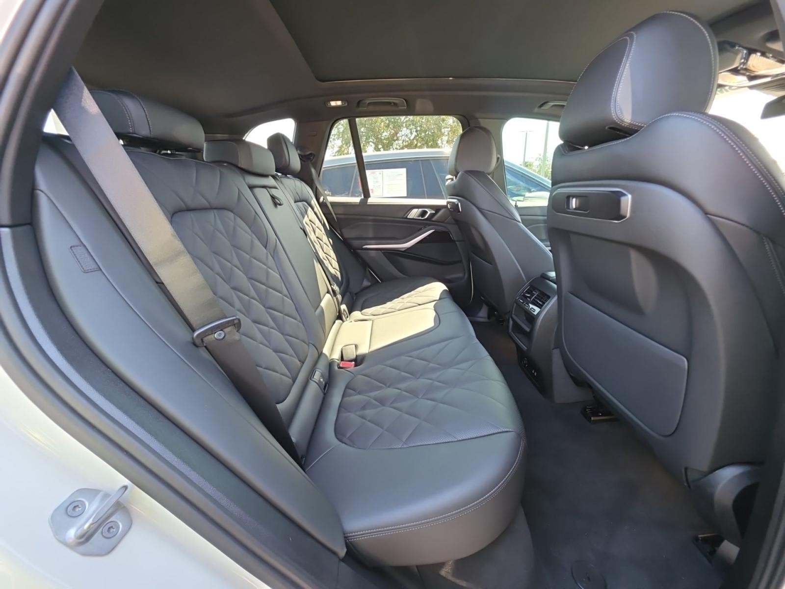 2024 BMW X5 xDrive40i AWD