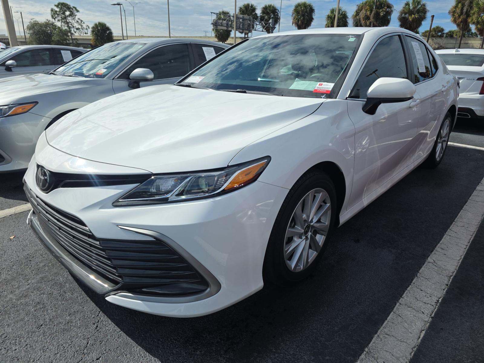 2023 Toyota Camry LE FWD