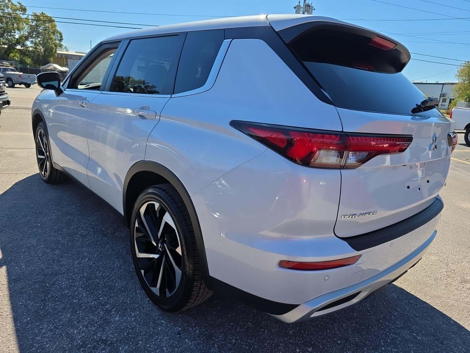 2024 Mitsubishi Outlander SE AWD