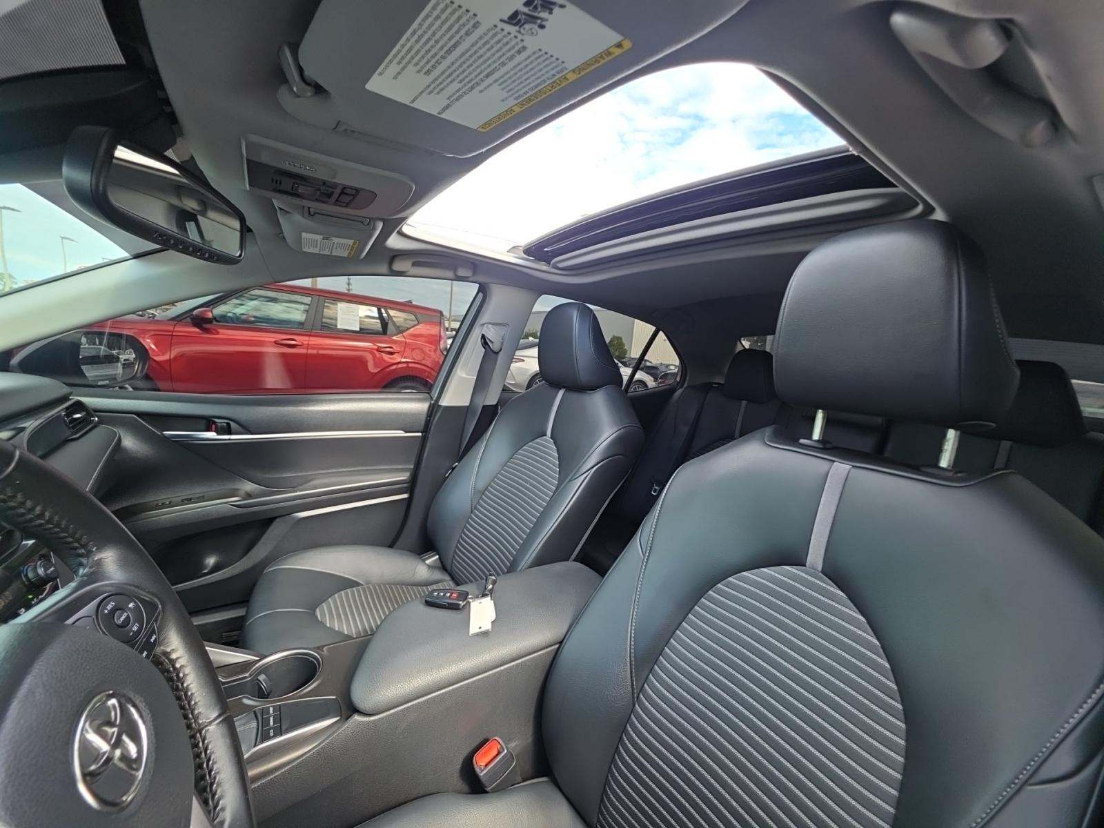 2023 Toyota Camry SE FWD